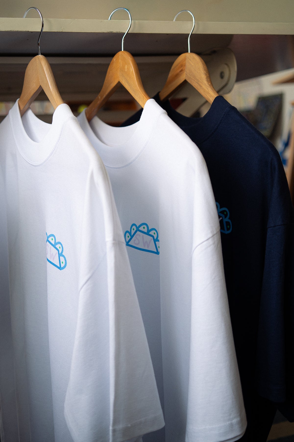 Sam Wadsworth Blue Jug unisex t-shirt (white)